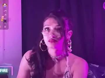 Chaturbate Live Sex Cam of moonfiredance