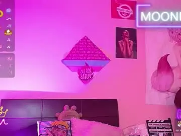 Chaturbate Live Porn of moonfiredance