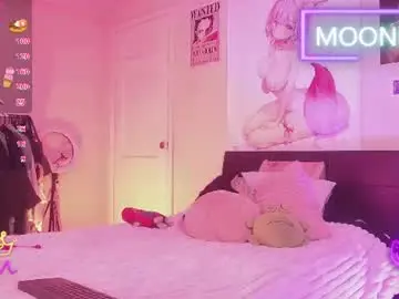 Chaturbate Live Sex Cam of moonfiredance