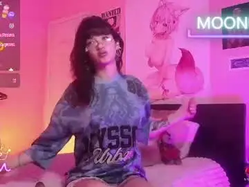 Chaturbate Best live sex cam show of moonfiredance