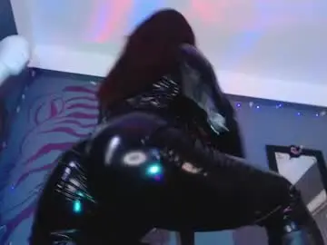 Chaturbate Live Sex Cam of regina_iris