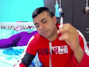 Chaturbate Live Sex Cam of scarletandryan28