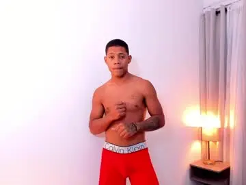 Chaturbate Free Porn Cam of fierce_couple_wallen