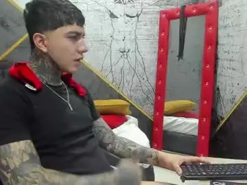 Chaturbate Live Sex Cam of gury_tattoo