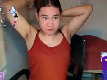 Chaturbate Live Sex Cam of kiella69cum