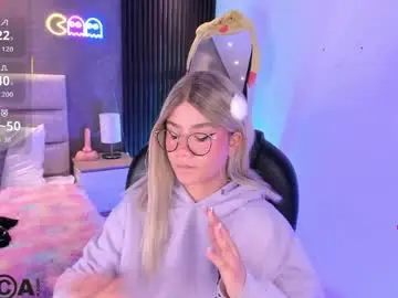 Chaturbate Live Sex Cam of arinextdoor