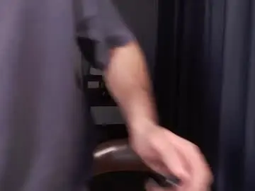 Chaturbate Sex Cam of chilly__willy
