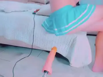 Chaturbate Adult Video Chat of emiilysaenzz
