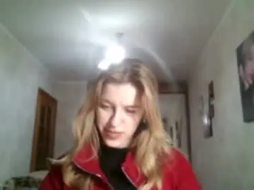 Chaturbate Live Sex Cam of gladyswigg