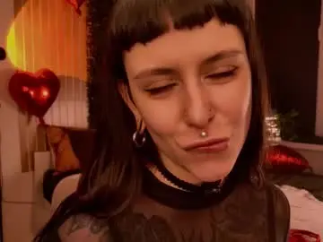 Chaturbate Live Sex Cam of hugme_