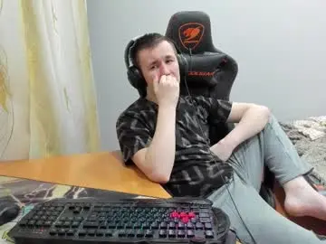 Chaturbate Live Sex Cam of iliaskrislove