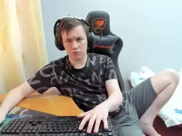 Chaturbate Free Live Porn of iliaskrislove