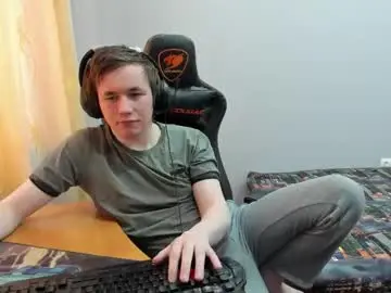 Chaturbate Live Sex Cam of iliaskrislove