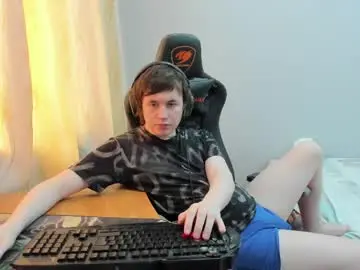 Chaturbate Live Sex Cam of iliaskrislove