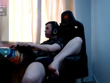 Chaturbate Live Sex Cam of iliaskrislove