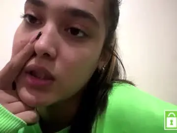 Chaturbate Adult Video Chat of kandiceswetland