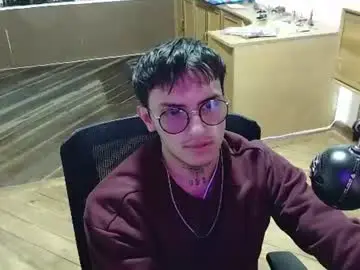 Chaturbate Live Sex Cam of te0__0