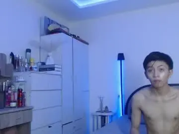 Chaturbate Watch Live Sex Cams of aus_thin02