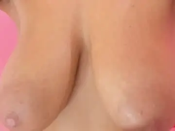 Chaturbate Nude Webcam of ashlyviper77