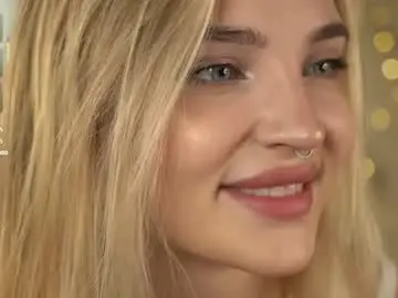 Chaturbate Live Sex Cam of beckymadsons
