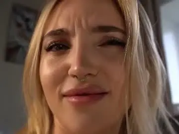 Chaturbate Best live sex cam show of beckymadsons