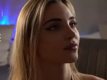 Chaturbate Live Sex Cam of beckymadsons