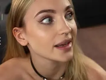 Chaturbate Best live sex cam show of beckymadsons
