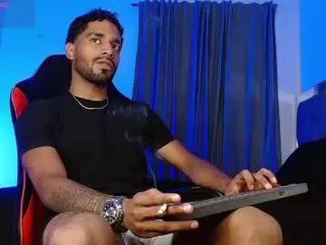 Chaturbate Sex Chat of damiano_walker