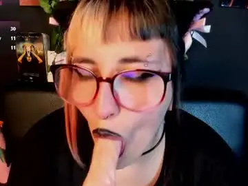 Chaturbate Nude Webcam of gomory_kitty