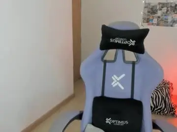 Chaturbate Nude Webcam of juli_santos_22