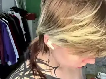 Chaturbate Adult Webcam of liliandaniels