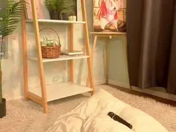 Chaturbate Nude Webcam of shelleyborom