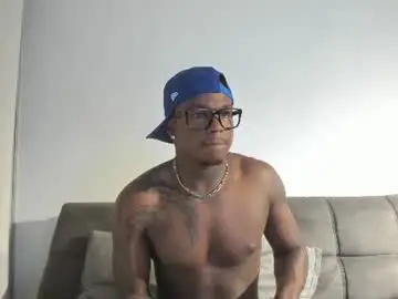 Chaturbate Best live sex cam show of troykhalil
