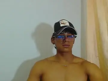 Chaturbate Adult Webcams of lewis_ly
