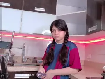 Chaturbate Nude Webcam of weemilyandandrew