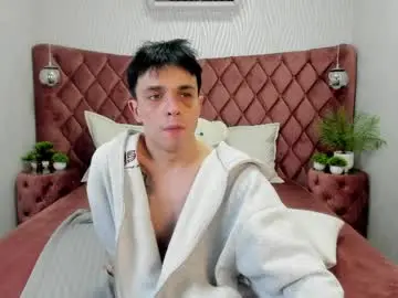 Chaturbate Nude Webcam of clarkbev