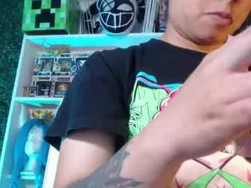 Chaturbate Free Porn Cam of evybubbles_