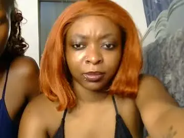 Chaturbate Live Porn of glowqueen_