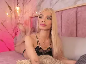 Chaturbate Best live sex cam show of karinaadoll