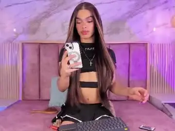 Chaturbate Free Porn Cam of karinaadoll