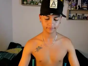 Chaturbate Free Porn Cam of alejoo_storms