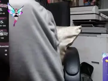 Chaturbate Live Sex Cam of jhosuamoore2