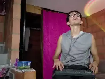 Chaturbate Adult Webcams of jhosuamoore2