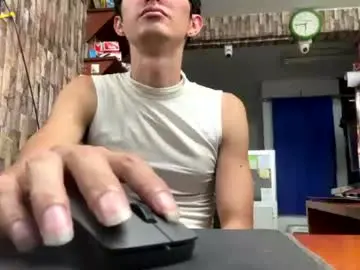 Chaturbate Free Porn Cam of jhosuamoore2