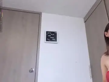 Chaturbate Live Sex of laurasex_21