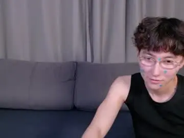 Chaturbate Live Sex Cam of pinkylovers