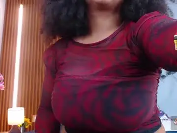 Chaturbate Best live sex cam show of rosselyn_