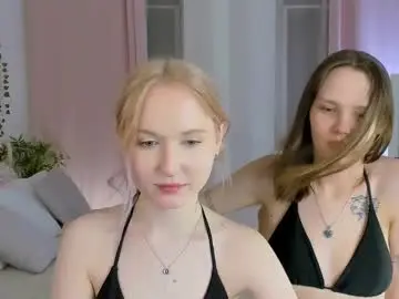 Chaturbate Adult Video Chat of lisaluve