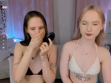 Chaturbate Adult Webcams of lisaluve