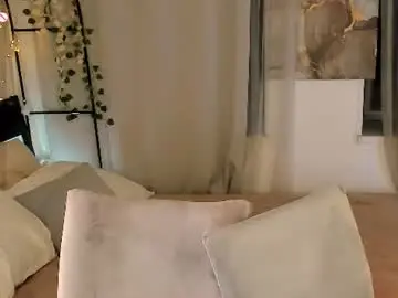 Chaturbate Watch Live Sex Cams of lisaluve